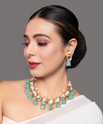 Handcrafted Kundan Necklace Set 3