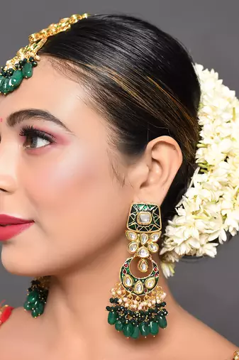 Handcrafted Kundan Emerald Beaded Earrings With Maangtikka