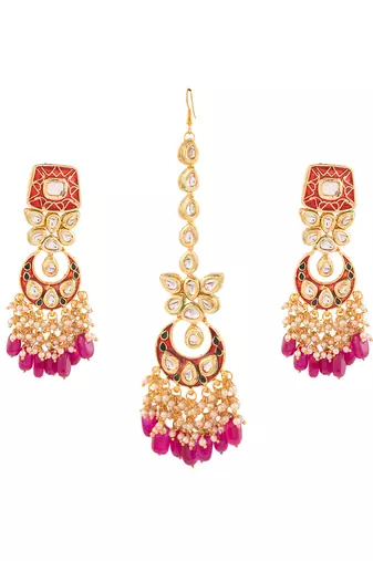 Kundan Inspired Mahroon Enameled Earrings With Maangtikka