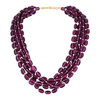 Purple pearl necklaces 1