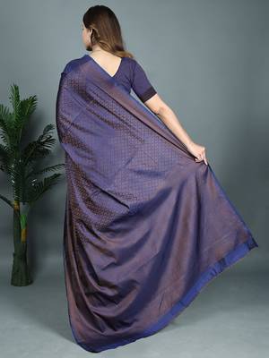 Navy blue woven silk saree with blouse 4
