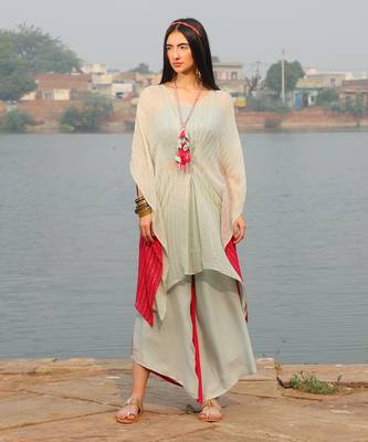 Shimmer tuck Kaftan set 1