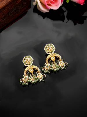 Green pearl earrings 2