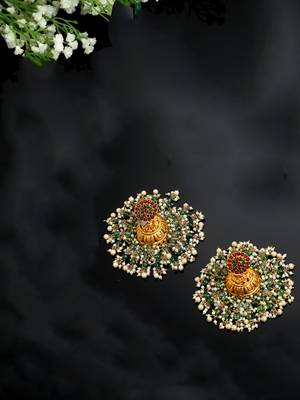 Green pearl earrings 2