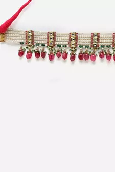 Pink pearl necklaces