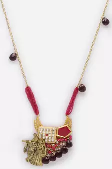 Pink pearl necklaces