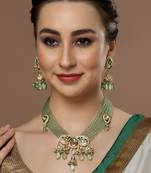 Green pearl necklace-sets