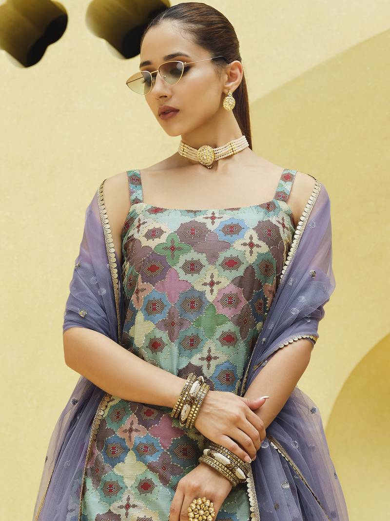 LAVENDER PRINT WITH SEQUINS EMBROIDERED CHINON SILK FESTIVE BRIDAL WEDDING & PARTY WEAR SEMI STITCHED LEHENGA CHOLI