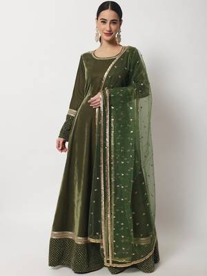 Olive Green Shine Velvet Floorlength With Net Sequin Dupatta 3