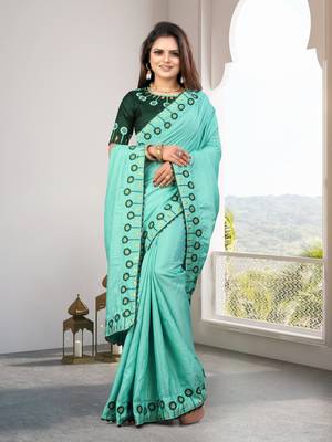 Turquoise Embroidered Silk Blend Saree With Blouse 2