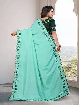 Turquoise Embroidered Silk Blend Saree With Blouse 3