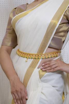 Gold waist-belt 2