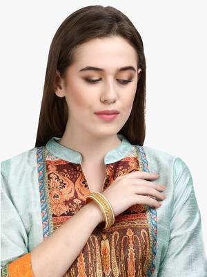 Gold bangles-and-bracelets 5