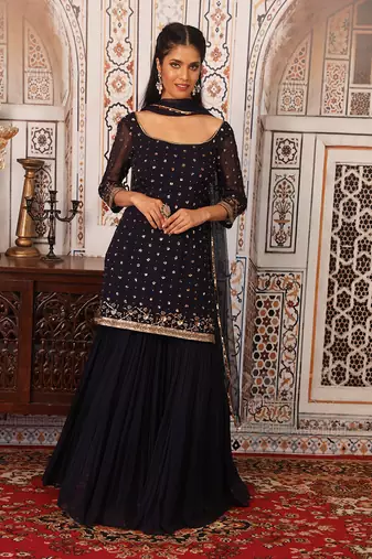 Rust sharara set