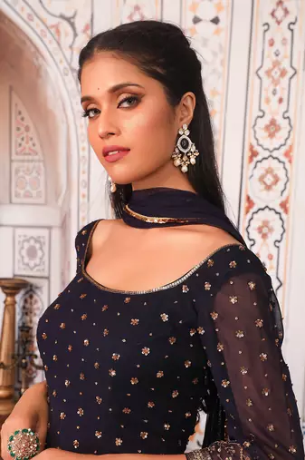 Rust sharara set