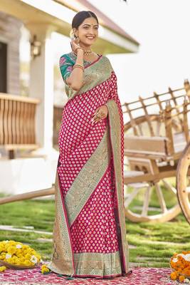 Pink woven Banarasi silk blend saree with blouse 3