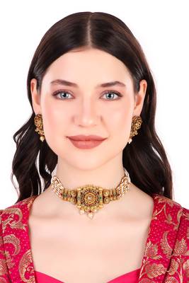 Multicolor pearl chokers 1