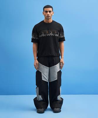 Black Coastline Embroidered T-Shirt 1