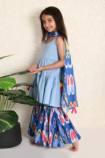 Curly Ikat Set