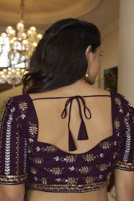 Light-purple embroidered net semi stitched lehenga 6