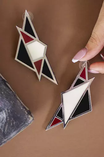 Mismatch Earwear Maroon Acrylic Earring
