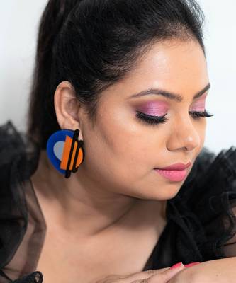 Semi-Geomatric Earwear  Acrylic Earring 4