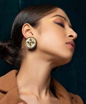Opaline Studs 3