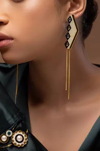 Tessella Tassel Earwear