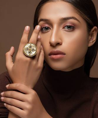 Opaline Ring 1