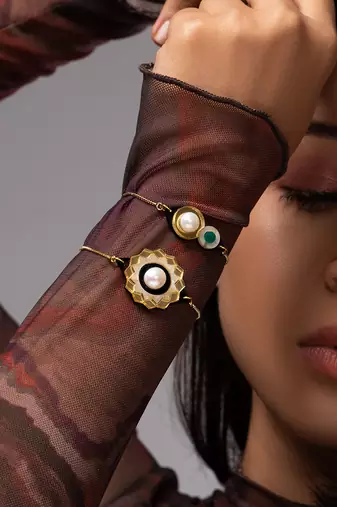 Mop Studded Bracelete