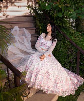 Off White Net Bridal Lehenga Set 7
