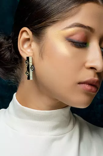 Prisma Earwear
