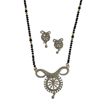Gold agate mangalsutra 3