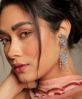 Pristine Paisley Pattern Jhumk 2