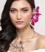 Enchanting Collar Necklace