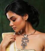 Ramanee Hasli Haar Silver Necklace
