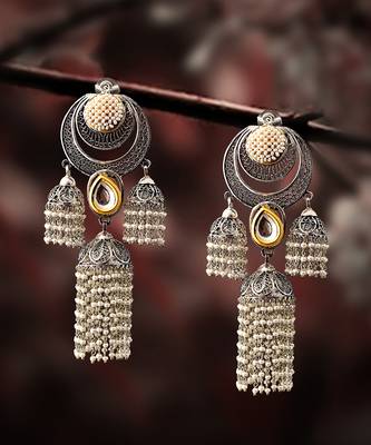 Ramanee Silver Earrings 1