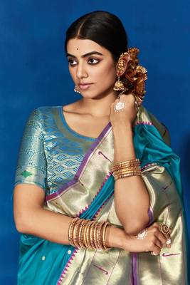 Blue woven pure silk saree with blouse 2