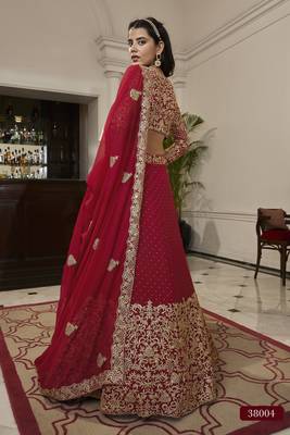 Glamourous Red Dori And Sequins Embroidered Georgette Lehenga Choli For Bride 4
