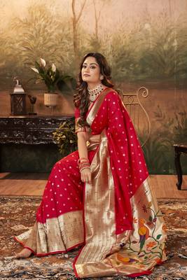 Dark pink woven pure silk saree with blouse 2