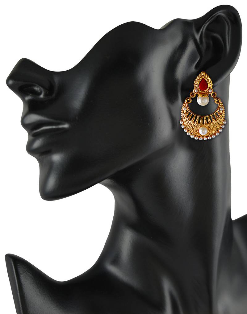 Royal Bling  Flourishing Snowy Earring