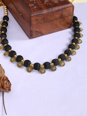 Black south-indian-jewellery 2