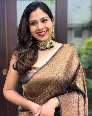 Latest Blush Wine Kanjivaram Silk Saree With Blouse 2