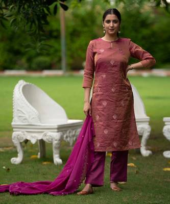Chanderi Magenta Tissue Kurta set with Embroidery & Embroidered Cutworked Dupatta 4