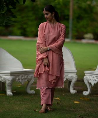 Peach coloured Zari Line Silk kurta set with Cutwork on Border & Embroidered Cutworked Dupatta 1