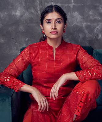 Red coloured chanderi checks silk kurta & pant with heavy cutwork 2