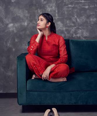 Red coloured chanderi checks silk kurta & pant with heavy cutwork 3
