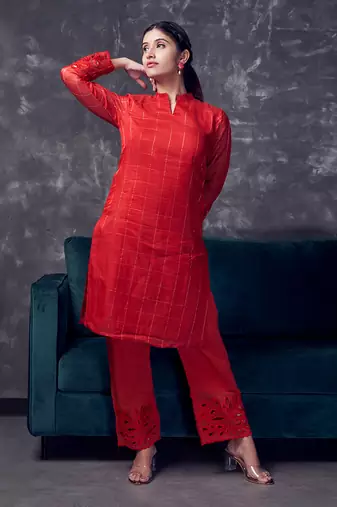 Red coloured chanderi checks silk kurta & pant with heavy cutwork