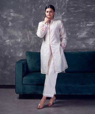 White coloured chanderi checks silk sherwani pattern kurta & pant with cutwork & embroidery 1