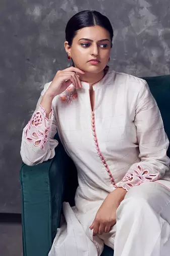 White coloured chanderi checks silk sherwani pattern kurta & pant with cutwork & embroidery